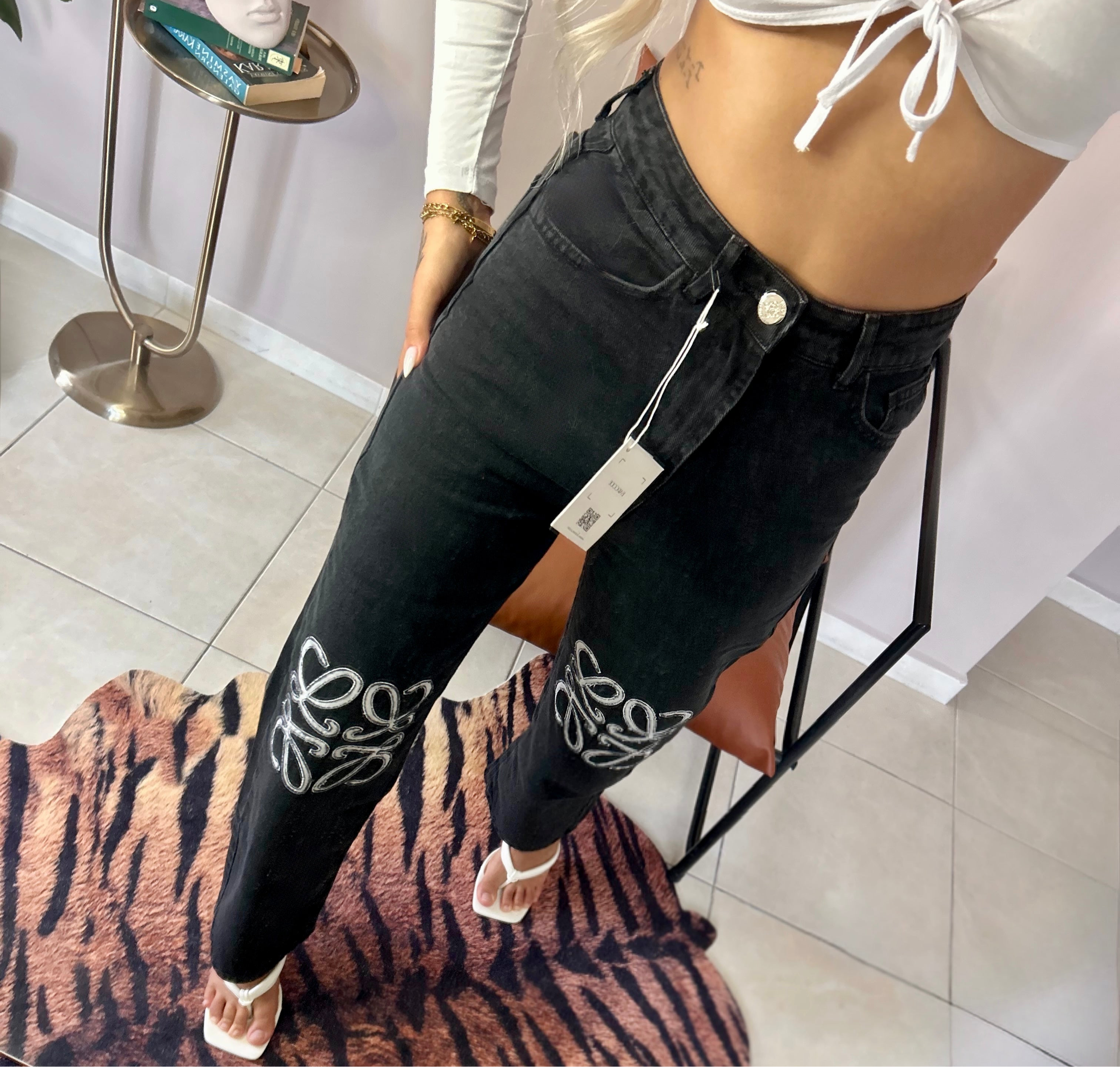 Loewe Siyah Nakışlı Jean